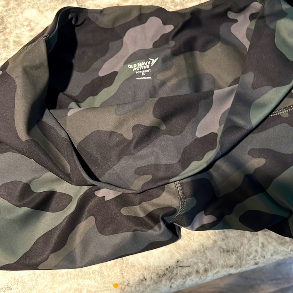 Old Navy camo leggings